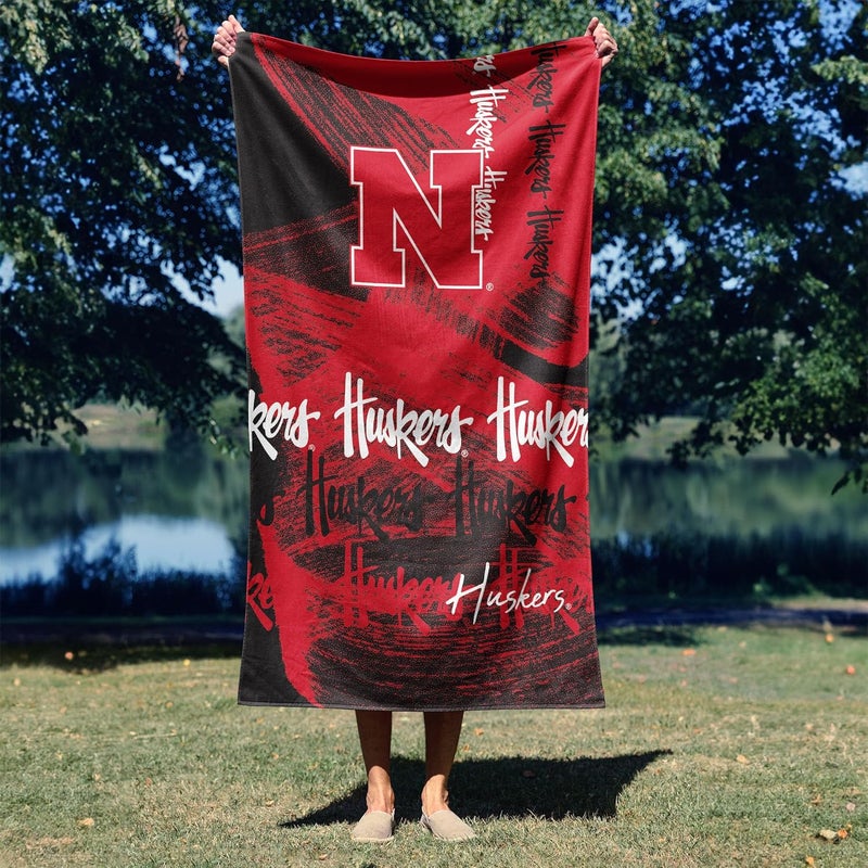 Northwest NCAA Oversized Microfiber Beach Towel, 40 x 72 Inches – Quick Dry, Sand Resistant, Lightweight, Absorbent - Image 5